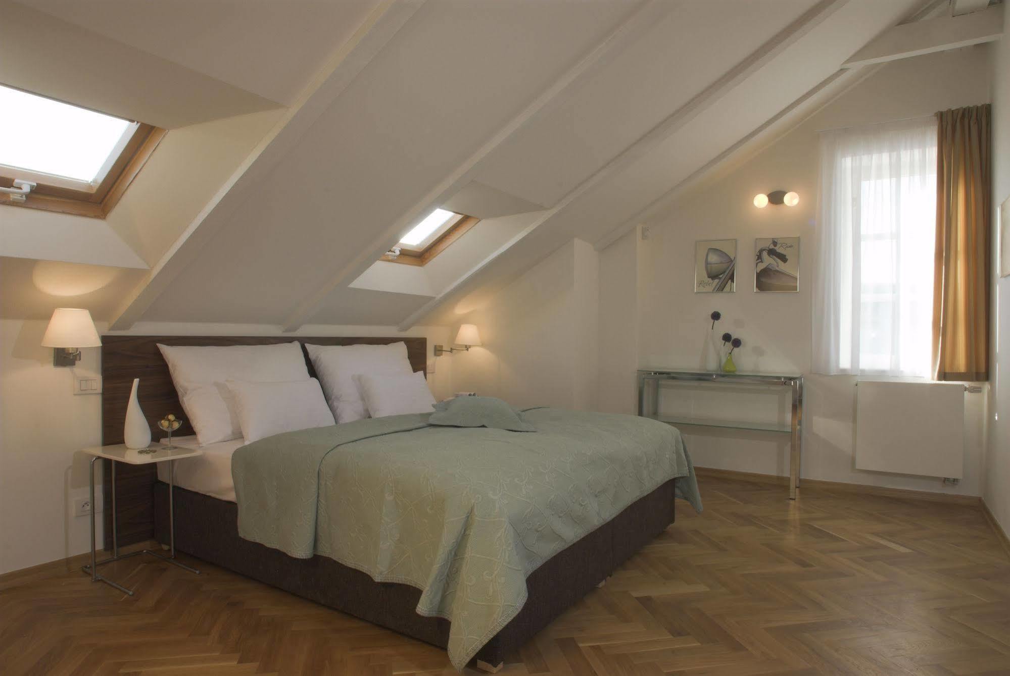 Residence Karlova Prague Ngoại thất bức ảnh